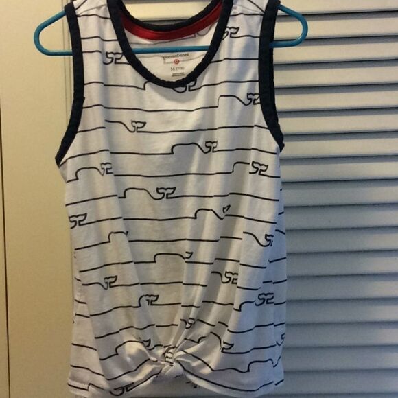 Vineyard Vines girl’s medium 7/8 knot at waist. - Picture 3 of 3